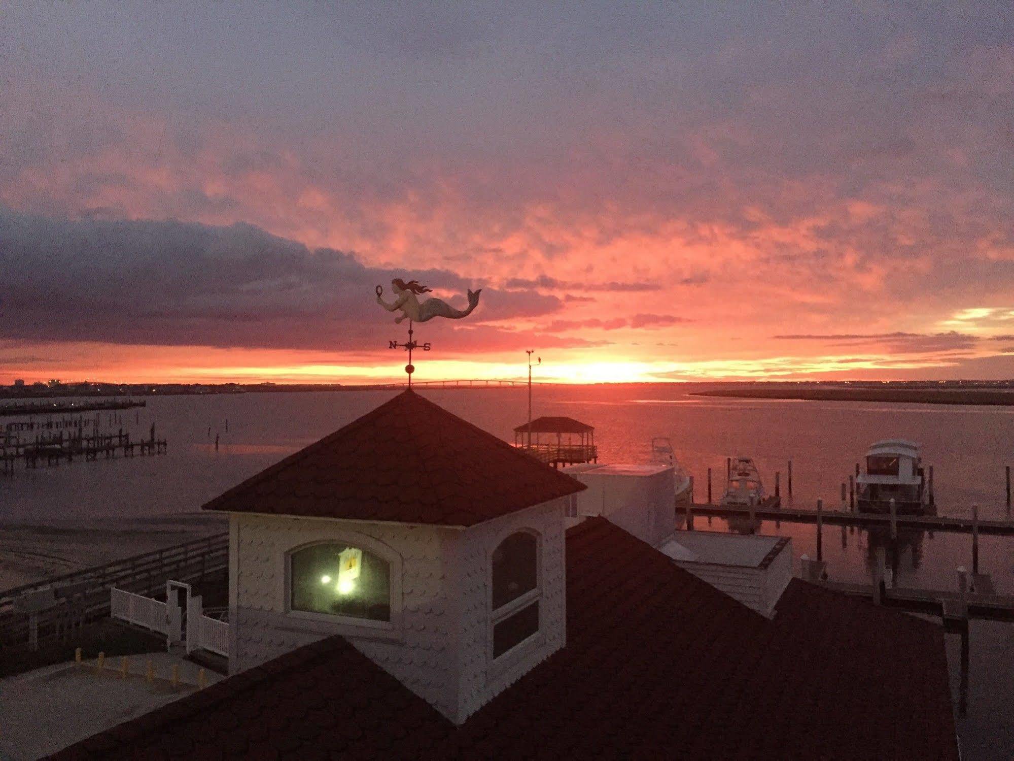 Tavern On The Bay Hotel - Frank Sinatra Suite Somers Point Ngoại thất bức ảnh