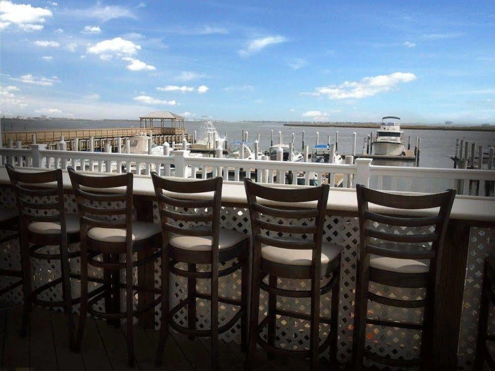 Tavern On The Bay Hotel - Frank Sinatra Suite Somers Point Ngoại thất bức ảnh